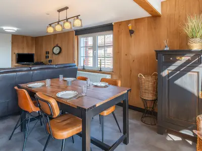 DiningRoom