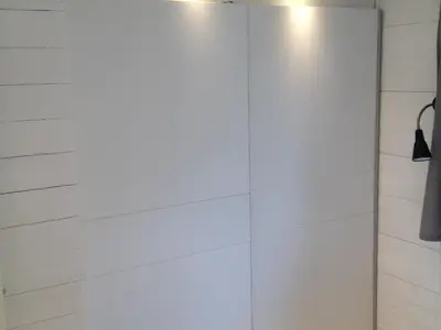 Schiebetürschrank im Schlafzimmer