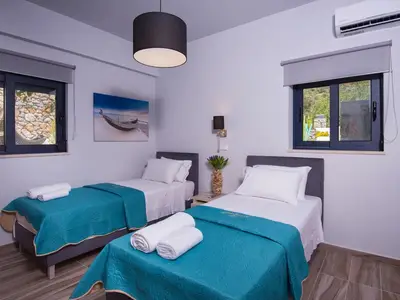 Schlafzimmer 2
