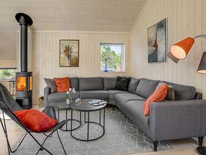 23745937-Ferienhaus-8-Rødby-300x225-2