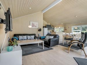 23754730-Ferienhaus-8-Rødby-300x225-3