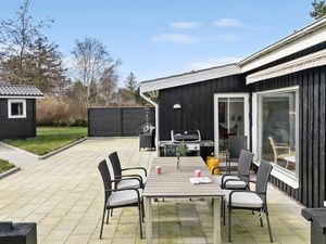 24003807-Ferienhaus-6-Rødby-300x225-1