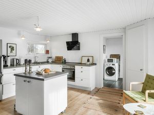 24003807-Ferienhaus-6-Rødby-300x225-5