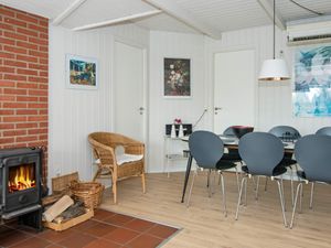18683780-Ferienhaus-8-Rømø-300x225-1