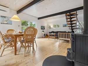 23740570-Ferienhaus-6-Rømø-300x225-4