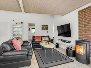 23746470-Ferienhaus-6-Rømø-300x225-3