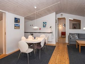 22092515-Ferienhaus-8-Rømø-300x225-4