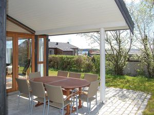 23822613-Ferienhaus-8-Rønde-300x225-1