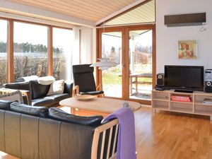 23822613-Ferienhaus-8-Rønde-300x225-4