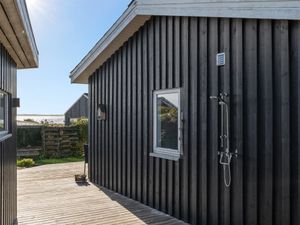 23865991-Ferienhaus-5-Rønde-300x225-2