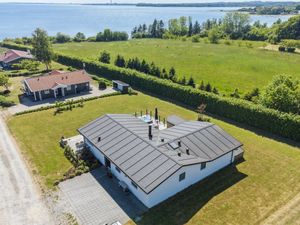 23869395-Ferienhaus-6-Rønde-300x225-2