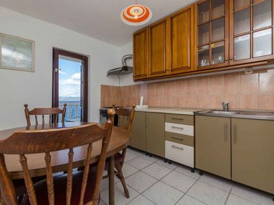 Ferienhaus für 7 Personen (82 m²) in Rogač 9/10