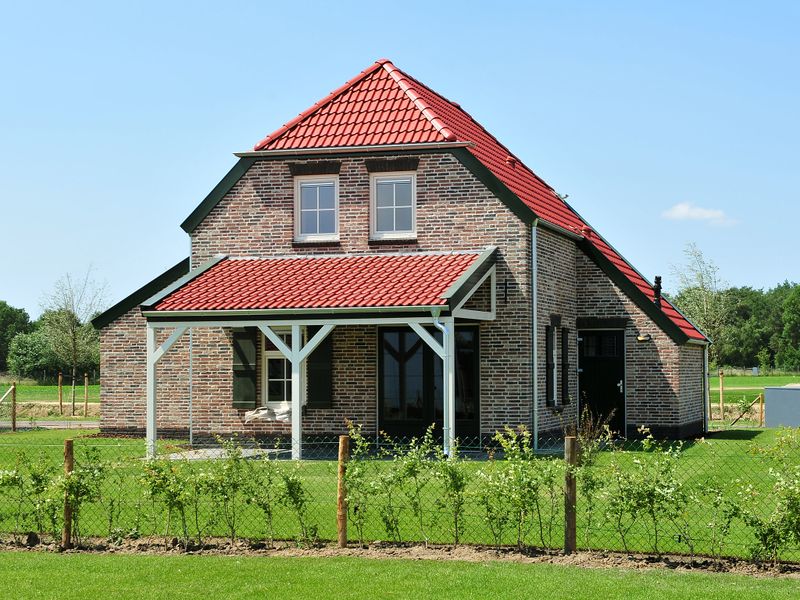 23844122-Ferienhaus-7-Roggel en Neer-800x600-1