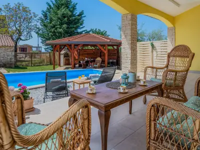 Ferienhaus für 9 Personen (120 m²) in Golaš 4/10