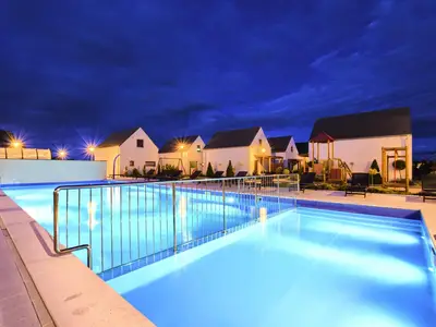 PoolOfHouse