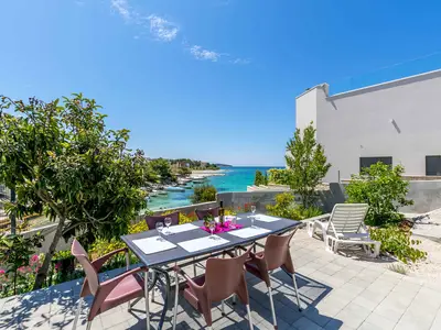 Ferienhaus für 8 Personen (180 m²) in Rogoznica 5/10