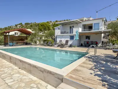Ferienhaus für 7 Personen (80 m²) in Rogoznica 1/10