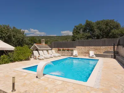 pool