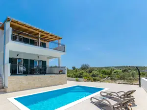 Ferienhaus für 9 Personen (52 m²) in Rogoznica-Kanica