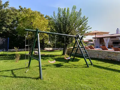Ferienhaus für 16 Personen (300 m²) in Rojnici 5/10