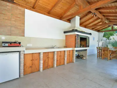 Ferienhaus für 16 Personen (300 m²) in Rojnici 7/10