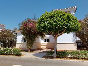 23699837-Ferienhaus-6-Roldán-300x225-0