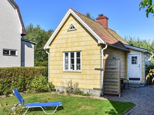 23740625-Ferienhaus-2-Ronneby-300x225-4