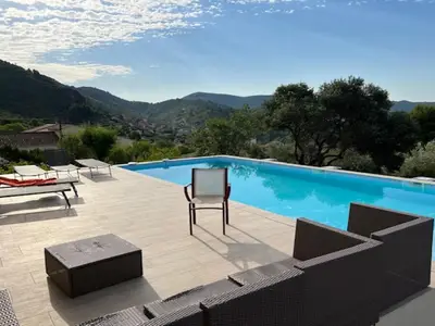 PoolOfHouse PoolOfHouse
