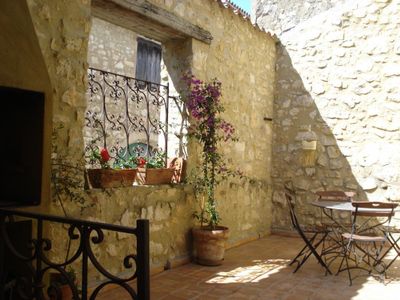 Terrasse à l'abri