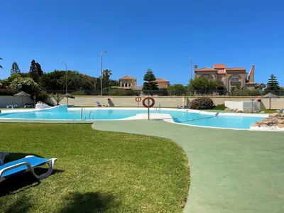 PoolOfHouse