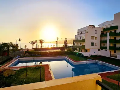 PoolOfHouse