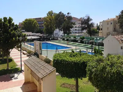 PoolOfHouse