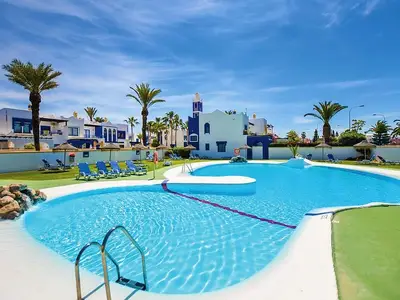 PoolOfHouse