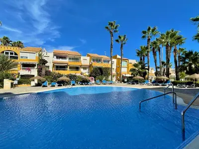 PoolOfHouse