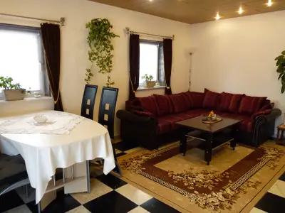 Wohnzimmer mit Schlafcouch