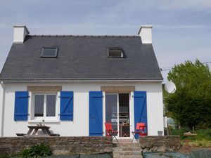 23289697-Ferienhaus-2-Roscanvel-300x225-0