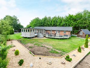 Ferienhaus für 17 Personen (200 m²) in Roslev