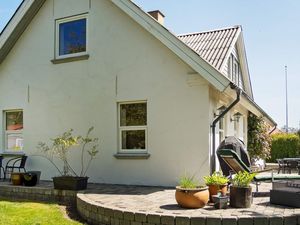 23452953-Ferienhaus-8-Roslev-300x225-2