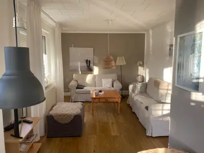 Perfekte Rückzugsort, um die Hanse-Sail in Warnemünde zu erleben, mit Grill, Parkplatz und ruhige Ausstattung.