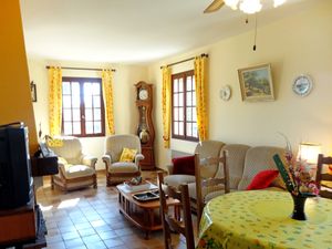 23842712-Ferienhaus-6-Roussillon-300x225-3