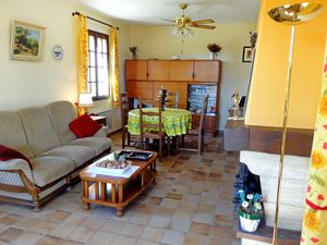 23842712-Ferienhaus-6-Roussillon-300x225-5