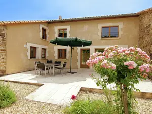 Ferienhaus für 6 Personen (120 m²) in Roussines