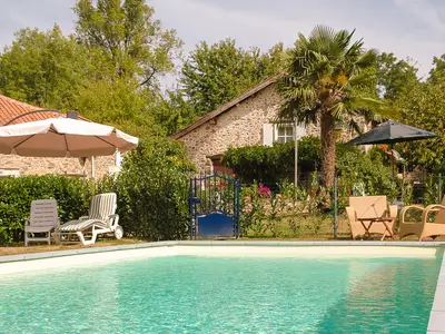 PoolOfHouse