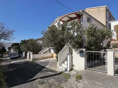 Ferienhaus für 8 Personen (120 m²) in Rovanjska 7/10