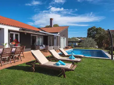 Ferienhaus für 8 Personen (230 m²) in Rovinj 6/10