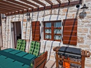 22693717-Ferienhaus-6-Rovinj-300x225-5