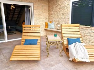 23701336-Ferienhaus-6-Rovinj-300x225-4