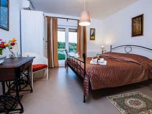 23949712-Ferienhaus-6-Rovinj-300x225-4