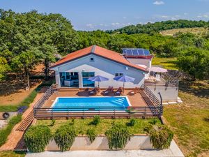 Ferienhaus für 8 Personen (170 m²) in Rovinj