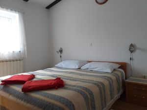 23589251-Ferienhaus-4-Rovinj-300x225-4